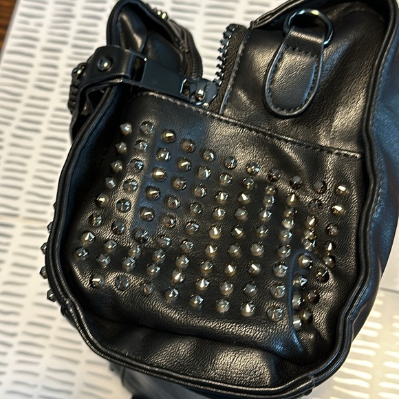 Joseko studded black handbag - Picture 7 of 7